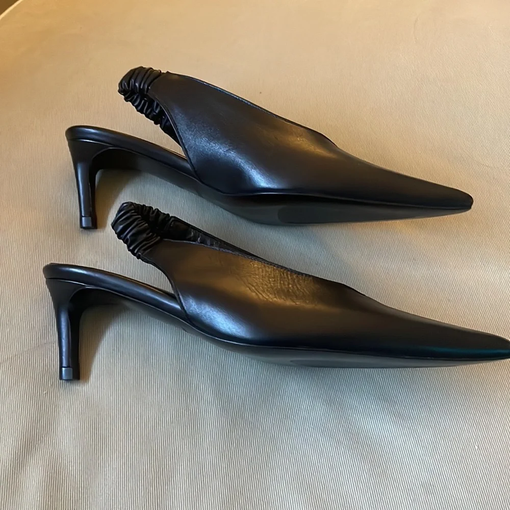 Anine Bing Sleek Black Slingback Heels - Picture 10 of 14